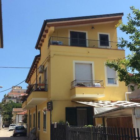 Casa Vacanze “Sale Di Mare” Pescara Ngoại thất bức ảnh